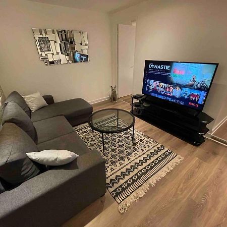 ניורט Le Black & White, Hyper Centre - Paisible- Wifi Hd- Netflix- Proche Gare -Ideal Couple Et Business מראה חיצוני תמונה