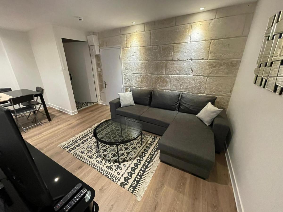 ניורט Le Black & White, Hyper Centre - Paisible- Wifi Hd- Netflix- Proche Gare -Ideal Couple Et Business מראה חיצוני תמונה